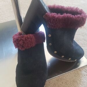 Women's Black and Burgundy Clogs